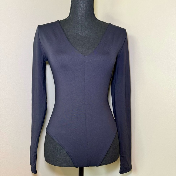 Aritzia Tops - Aritzia Babaton size Medium Black Contour V-Neck Longsleeve Bodysuit